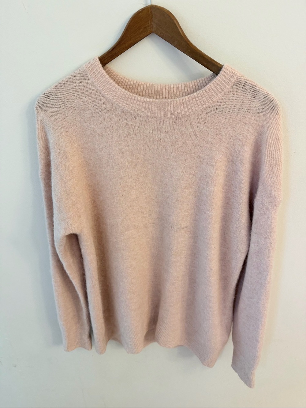 Oversized fit Babaton Lightweight Crewneck Sweater in Pale Pink